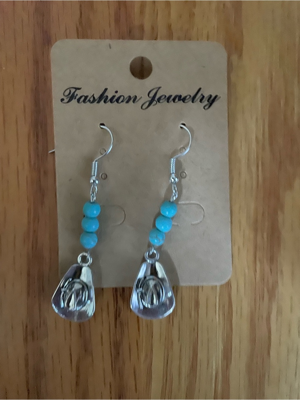 Fashion Jewelry Turquoise Bead and Silver Dangle Earrings